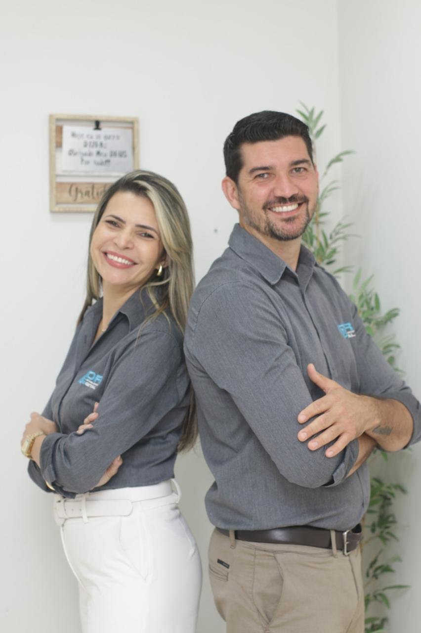 Sócios da DR Contabilidade no escritório em Serra/ES